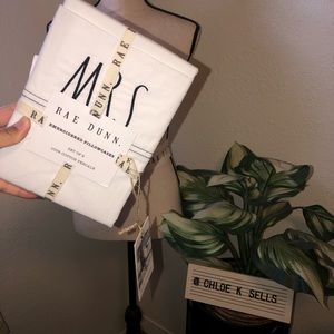 Rae Dunn White 'Mr and Mrs' Pillowcase Set NEW